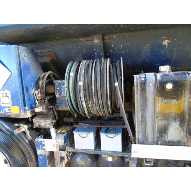 2000 Volvo FM 12.340-45823193