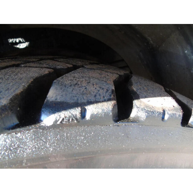 2000 Volvo FM 12.340-45823200