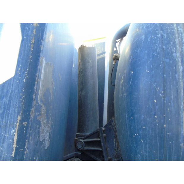 2000 Volvo FM 12.340-45823223