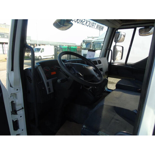 2014 فولفو FL-45823280