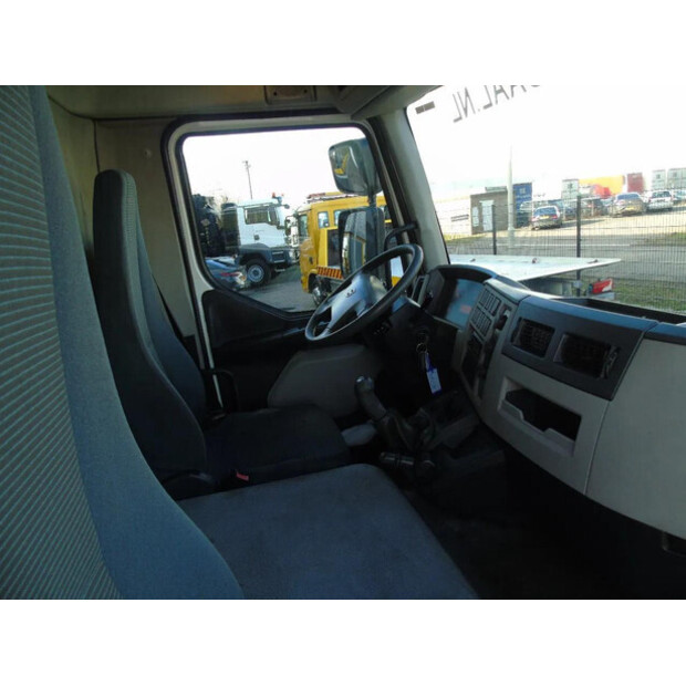 2014 فولفو FL-45823286