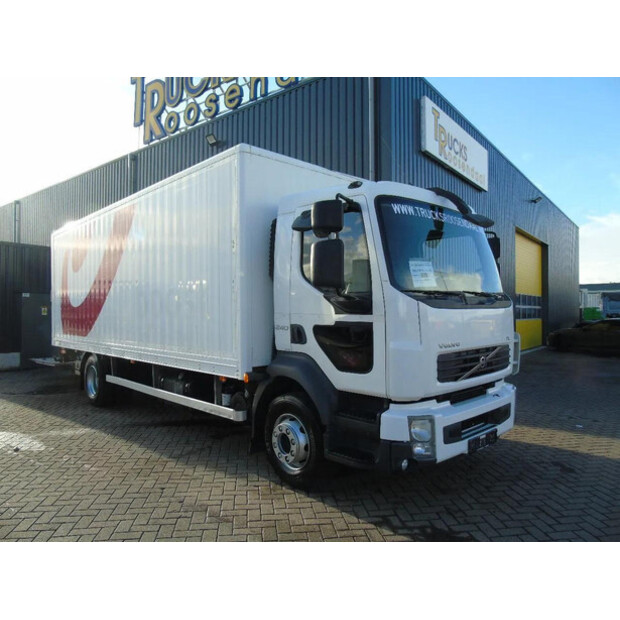 2014 فولفو FL-45823296