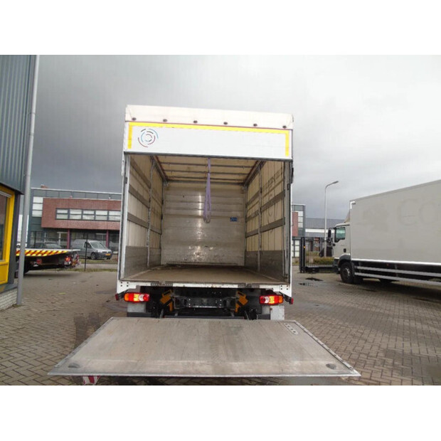 2014 رينو D-45823311