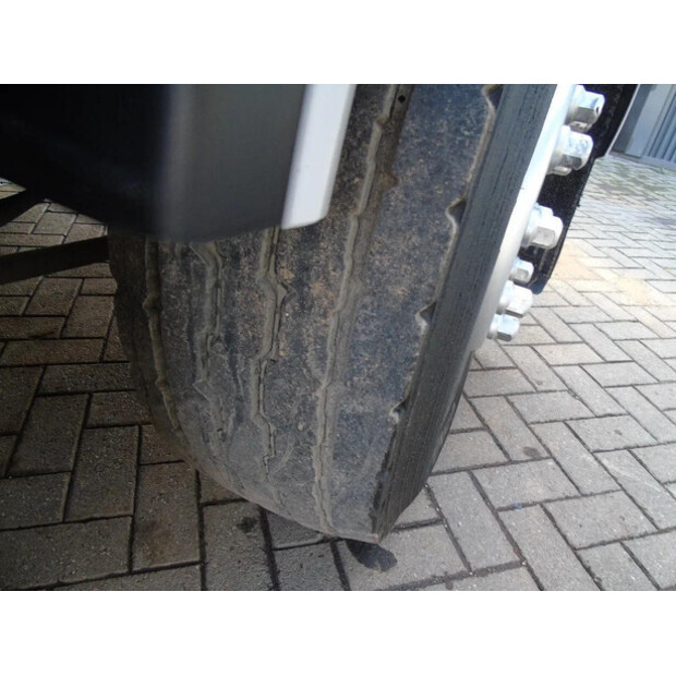 2012 DAF CF-45823379