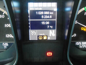 2017-mercedes-benz-actros-1429010-45823402