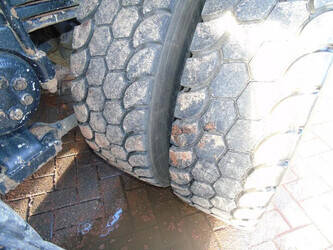 2007-man-tga-41-440-1429012-45823487