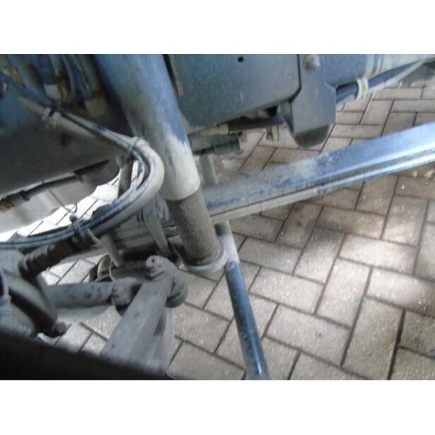 2009 داف XF-45823518