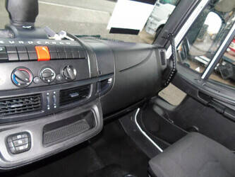 2020-iveco-eurocargo-1429016-45823572