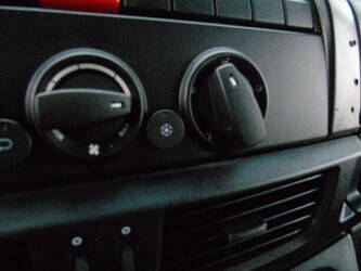 2020-iveco-eurocargo-1429016-45823579