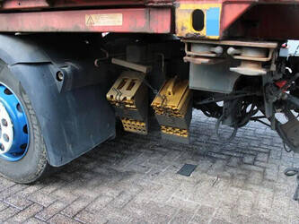 2016-daf-xf106-460-1429018-45823647