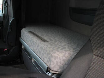 2016-daf-xf106-460-1429018-45823667