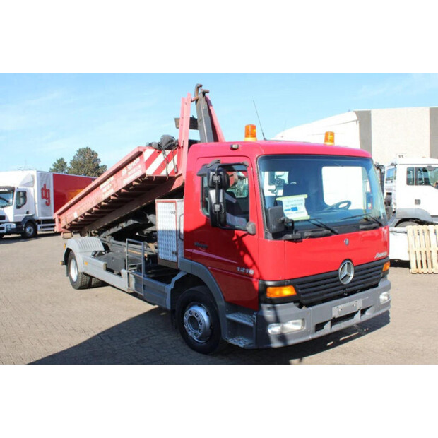 2003 Mercedes-Benz ATEGO-45823693