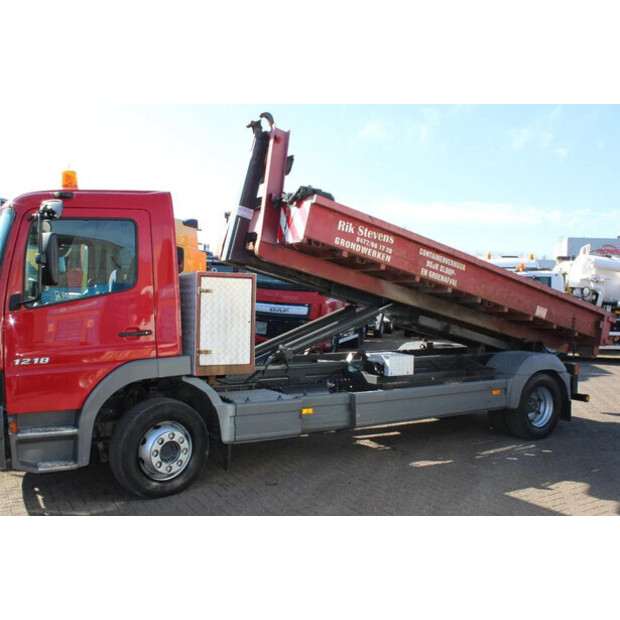 2003 Mercedes-Benz ATEGO-45823694