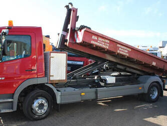 2003-mercedes-benz-atego-1429019-45823694