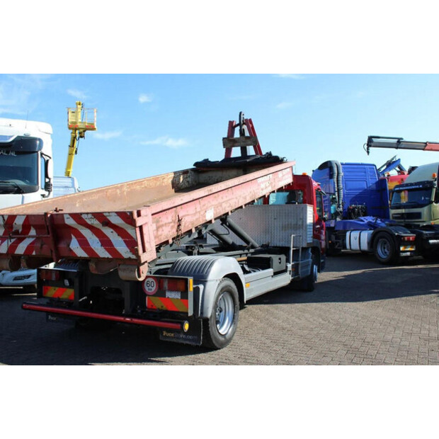 2003 Mercedes-Benz ATEGO-45823695
