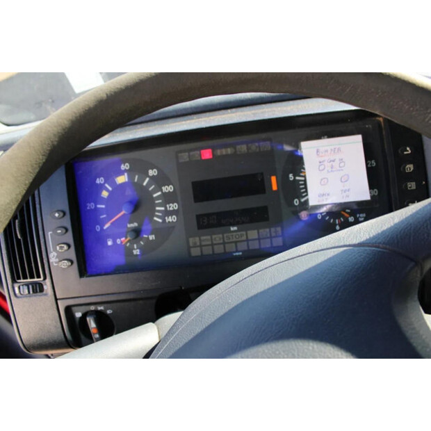 2003 Mercedes-Benz ATEGO-45823717