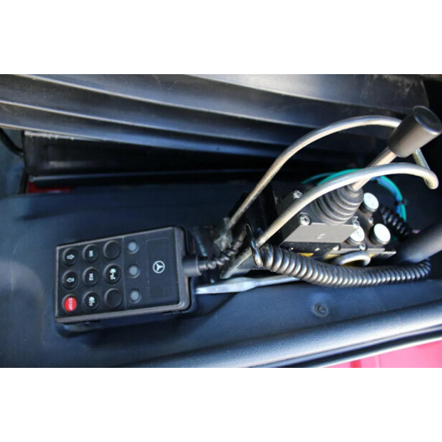 2003 Mercedes-Benz ATEGO-45823720