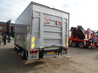 2011-iveco-eurocargo-1429021-45823765