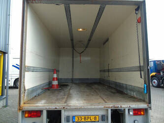 2011-iveco-eurocargo-1429021-45823768