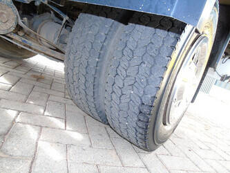 2011-iveco-eurocargo-1429021-45823785