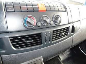 2011-iveco-eurocargo-1429021-45823791