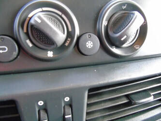 2011-iveco-eurocargo-1429021-45823792