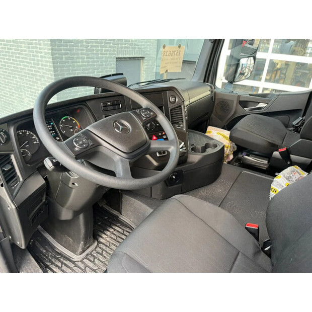 2025 مرسيدس بنز Arocs 4140-45824212