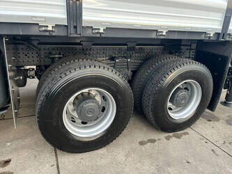 2025-mercedes-benz-arocs-4140-1429036-45824221