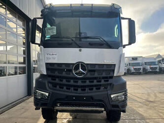 2025-mercedes-benz-arocs-3340-1429038-45824252