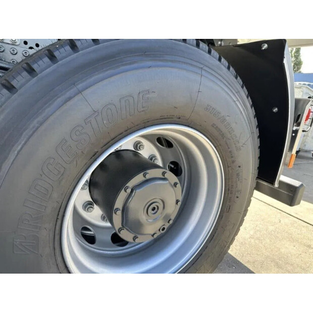 2025 Mercedes-Benz Arocs 4140-45824300