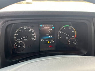 2025-mercedes-benz-actros-3348-1429043-45824411