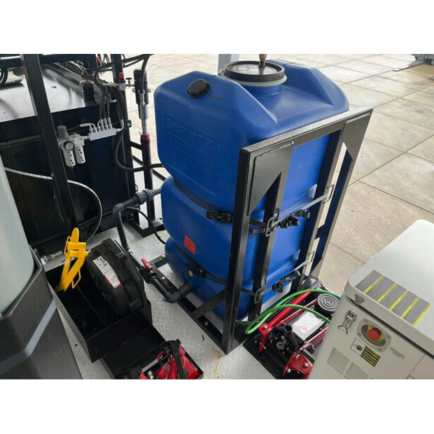 2025 مرسيدس بنز ATEGO 1725-45824629