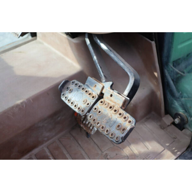 JOHN DEERE 5615 V-45824749