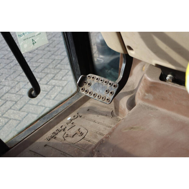 JOHN DEERE 5615 V-45824750