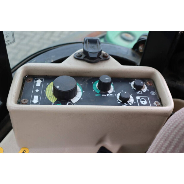 JOHN DEERE 5615 V-45824758