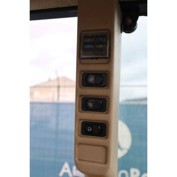 JOHN DEERE 5615 V-45824760