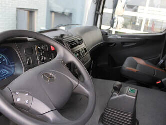 2025-mercedes-benz-axor-3344-1429060-45824865