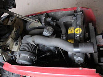 2006-shibaura-st318-hs-45824866