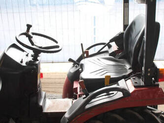 2006-shibaura-st318-hs-45824878