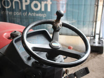 2006-shibaura-st318-hs-45824880