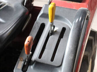 2006-shibaura-st318-hs-45824886