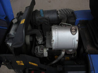 2010-iseki-sz330-45824930