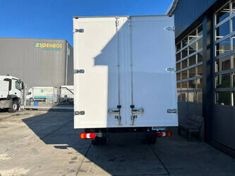 2025-mercedes-benz-accelo-915-1429066-45824993