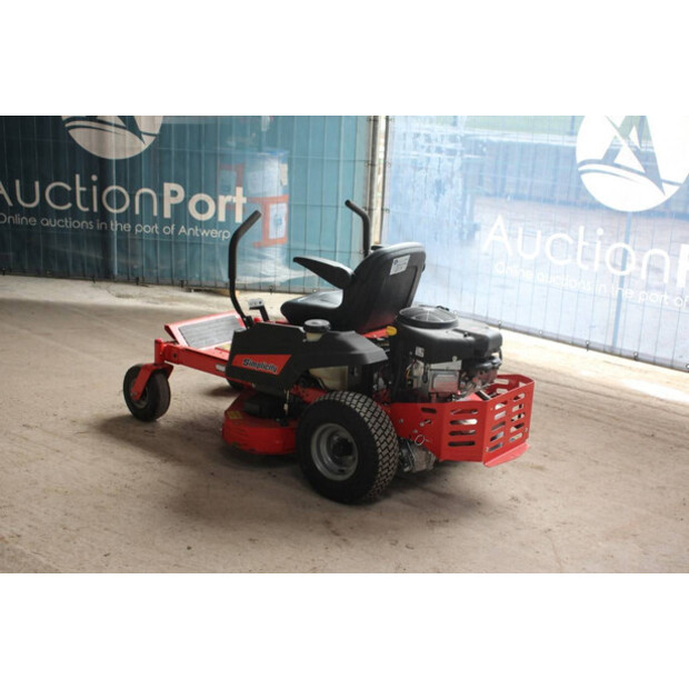 2022 Simplicity SZT105-45825011