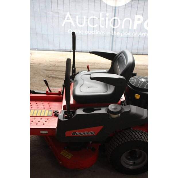 2022 Simplicity SZT105-45825023