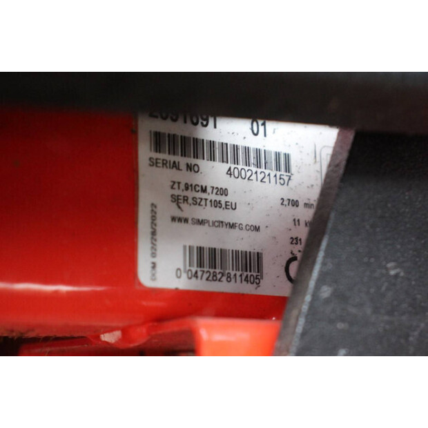 2022 Simplicity SZT105-45825029