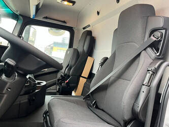 2026-mercedes-benz-arocs-4045-45825041