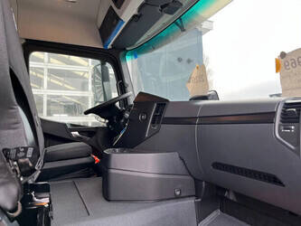 2026-mercedes-benz-arocs-4045-45825044