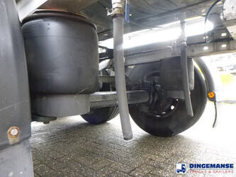 2011-burg-others-1429072-45825127