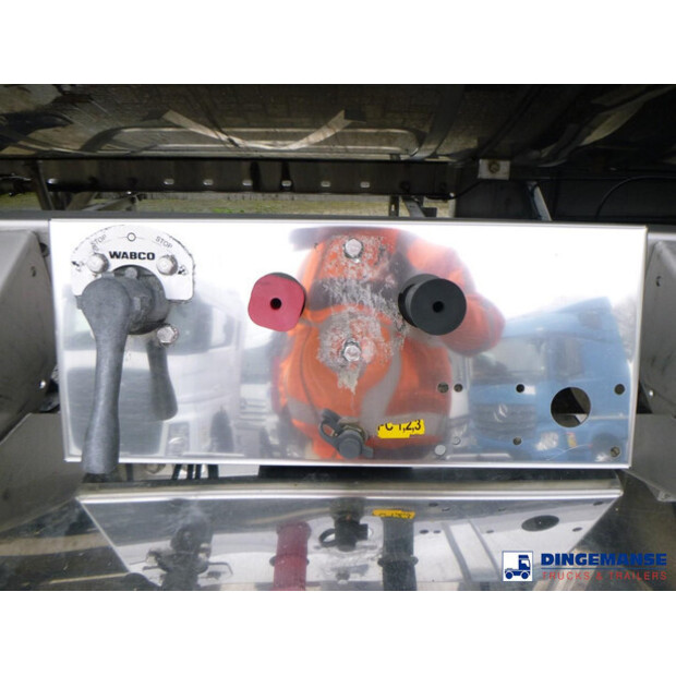 2011 BURG OTHERS-45825129